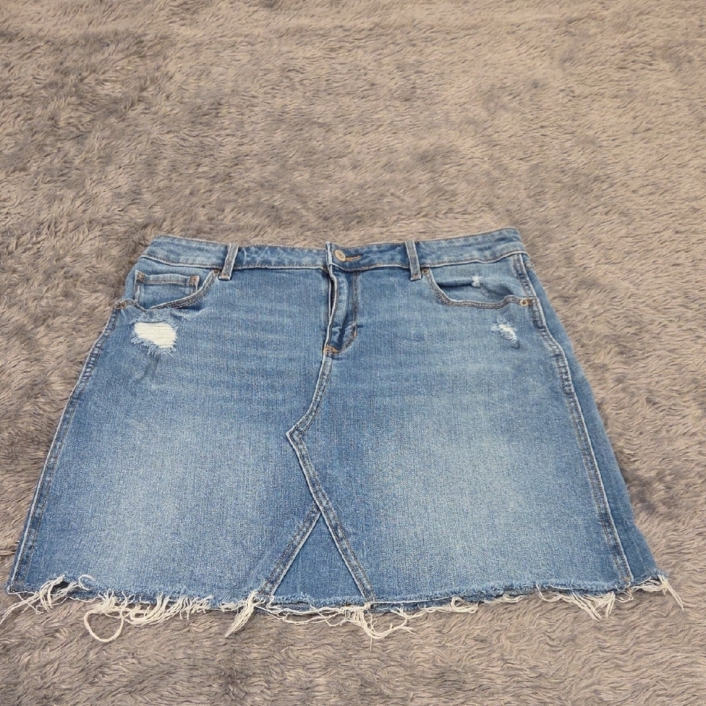Old Navy Distressed Blue Denim Mini Skirt Size 12!